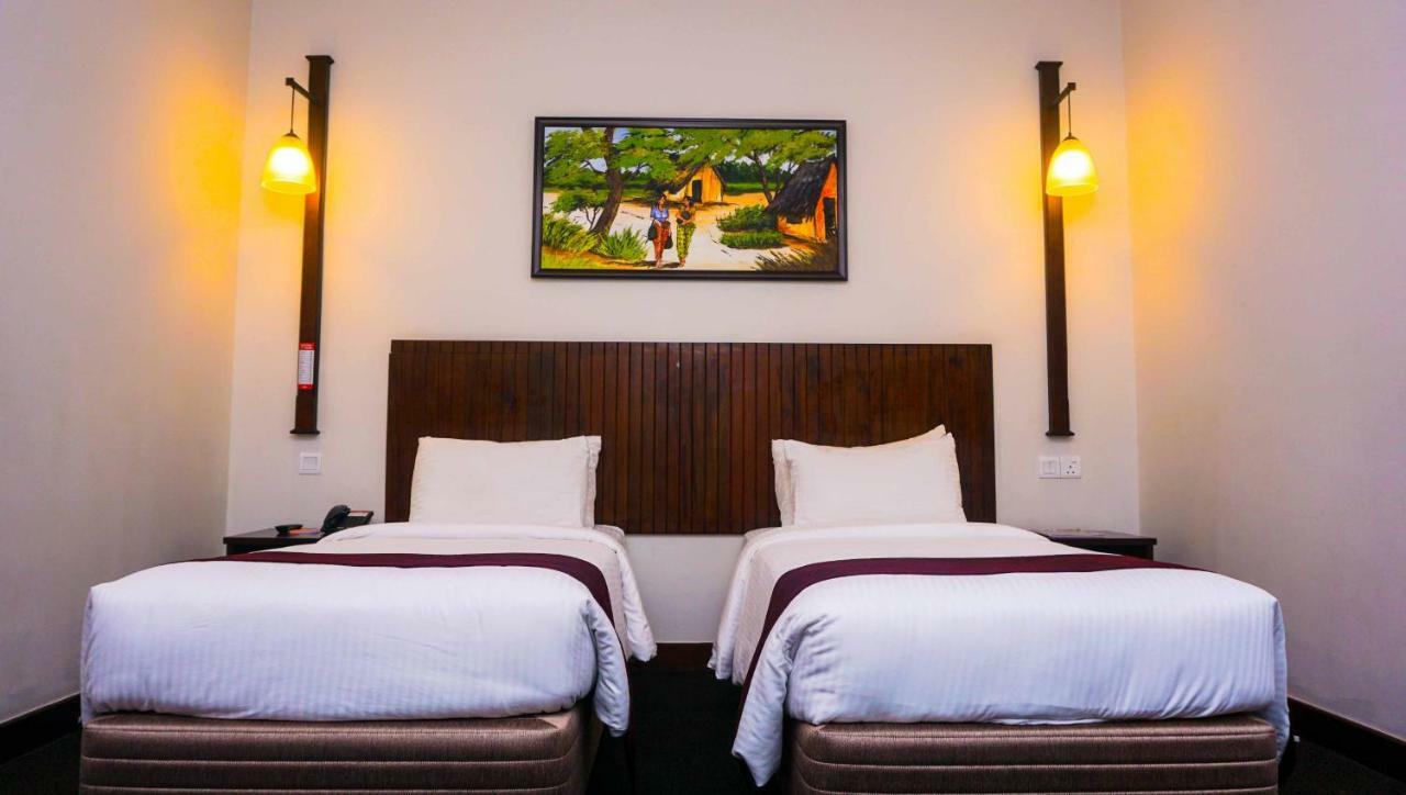 Hotel Nippon Коломбо Экстерьер фото